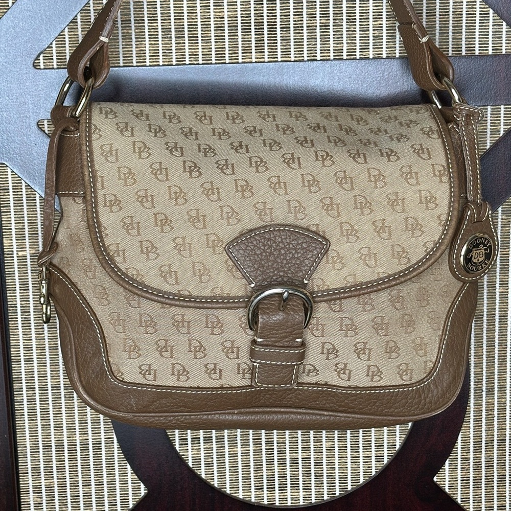 Vintage Dooney & Burke Khaki Signature Print Mimi HOBO W/Carmel Pebbled Leather